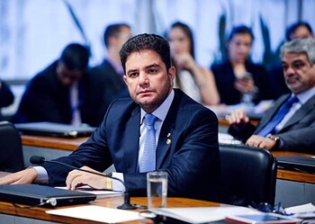 ‘É conversa de meia dúzia que usa o discurso indígena para se promover’, diz Gladson sobre ambientalistas