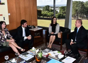 Em Brasília, Gladson Cameli pede atenção especial para o Acre