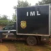 Moradores acham corpo em decomposição dentro de barco em igarapé na Vila Caquetá