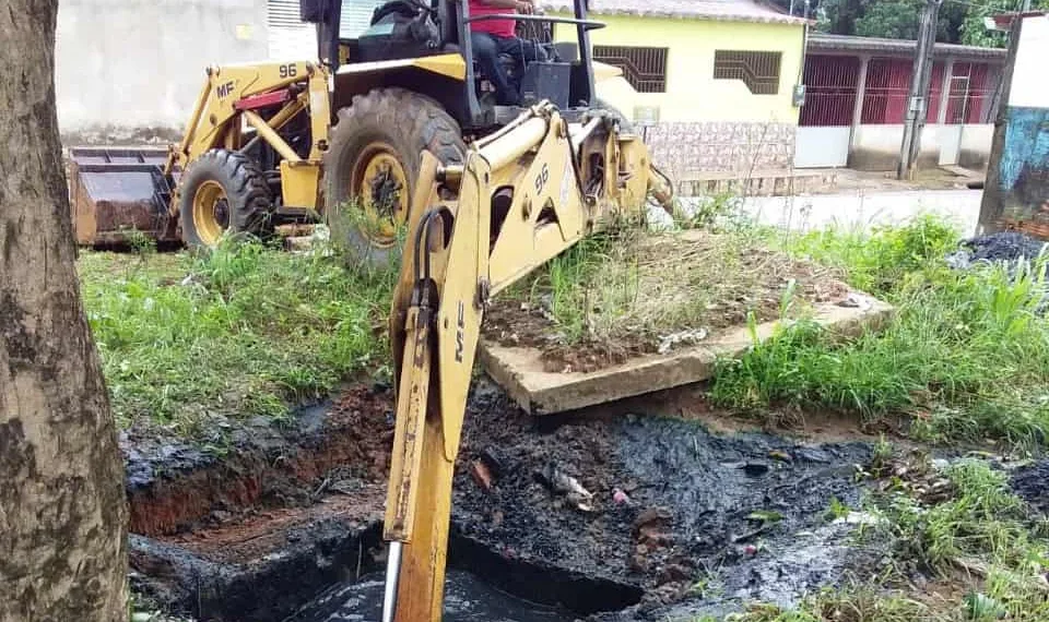 Equipes da Prefeitura monitoram bairros que apresentam situações críticas em dias de chuva forte
