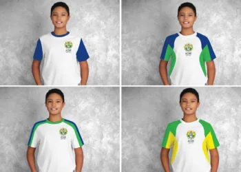 Novos uniformes valerão a partir de 2020, explica secretário de Educação