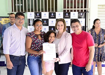 Prefeita Socorro Neri dá posse a novos Agentes de Endemias