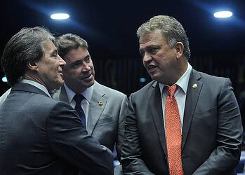 Sérgio Petecão oficializa candidatura à Presidência do Senado Federal