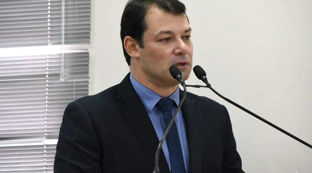 Sancionada lei do vereador Roberto Duarte que regulamenta Escritórios Virtuais em Rio Branco
