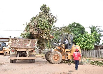 Prefeitura intensifica ações de limpeza nos bairros de Rio Branco