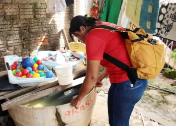 Semsa realiza arrastão contra o Aedes no bairro Cidade Nova