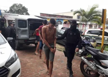 Em operação para desarticular grupo criminoso, Polícia Civil cumpre 12 mandados judiciais em Cruzeiro do Sul — Foto Divulgação Polícia Civil