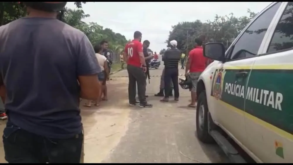 Dupla atira contra grupo, mata um e deixa dois feridos durante ataque em bar