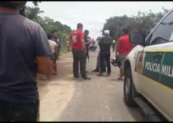 Dupla atira contra grupo, mata um e deixa dois feridos durante ataque em bar