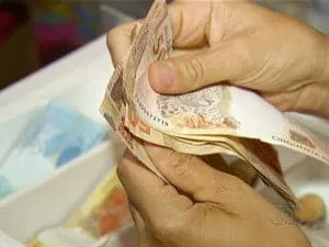 Gehlen Diniz afirma que a partir de hoje governo começa a pagar salários e segunda parcela do 13°