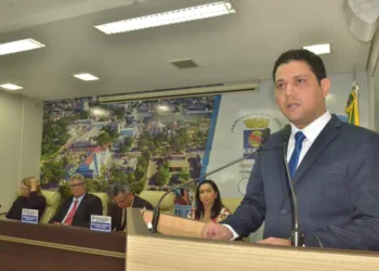 Vereador Luz apresenta projeto que cassa alvará de empresas que vendem produtos roubados