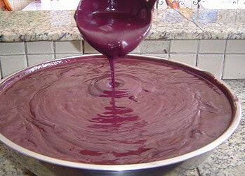 Após constatar contaminação de açaí, Saúde faz chamamento público de consumidores