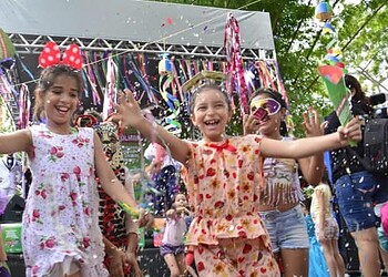Vara da Infância e da Juventude publica normas a respeito da permanência de menores no Carnaval