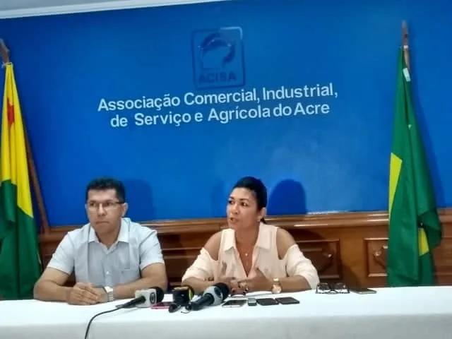 Após Prefeitura proibir uso de avenida, Governo cancela carnaval em Rio Branco