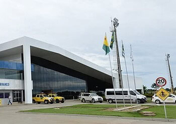 Venda dos aeroportos de Rio Branco e Cruzeiro do Sul pode reduzir taxas para passageiros 2 Venda dos aeroportos de Rio Branco e Cruzeiro do Sul pode reduzir taxas para passageiros