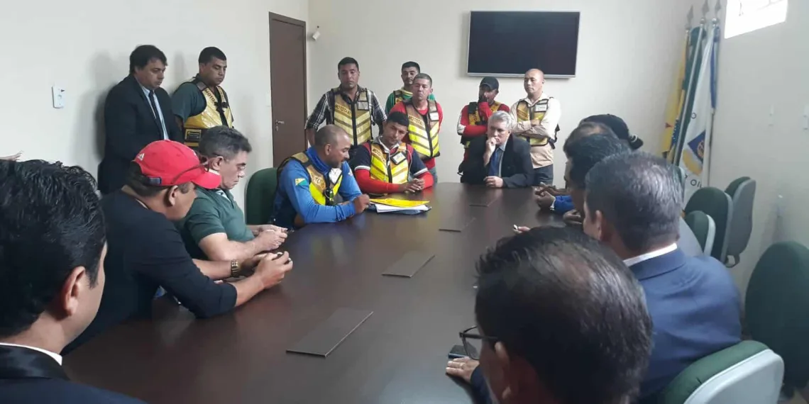 Câmara e mototaxistas debatem criação de aplicativo para a categoria
