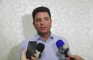 Em Xapuri, Gladson garante entregar verticalização do Pronto Socorro até maio