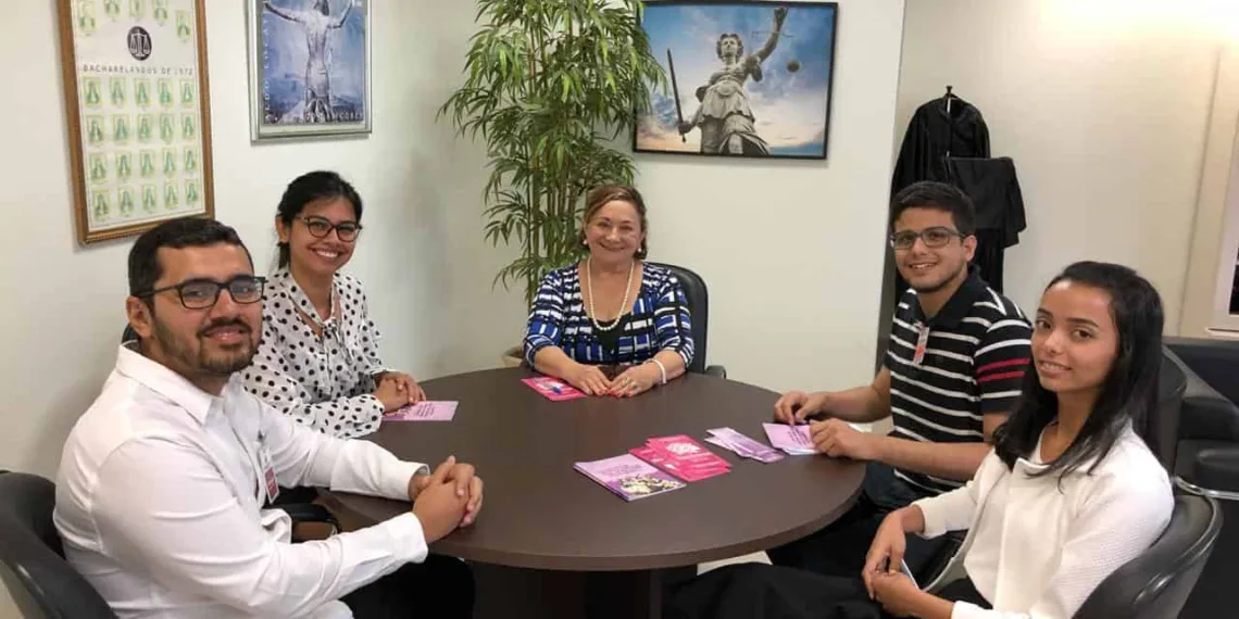 DIA INTERNACIONAL DA MULHER: Uma vida dedicada ao Direito e à luta contra a violência doméstica