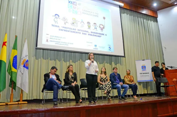 Socorro Neri participa da 11ª Conferência Municipal da Criança e do Adolescente