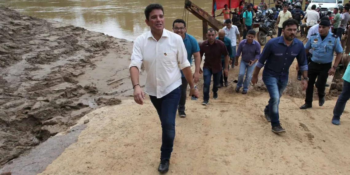 Gladson Cameli garante trabalhar para construção de ponte sobre o Rio Acre, em Xapuri