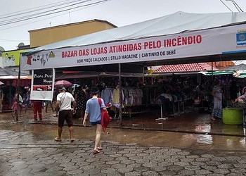 Comerciantes da Benjamin Constant atingidos por incêndio realizam bazar 11 Foto/ Alcinete Gadelha-G1
