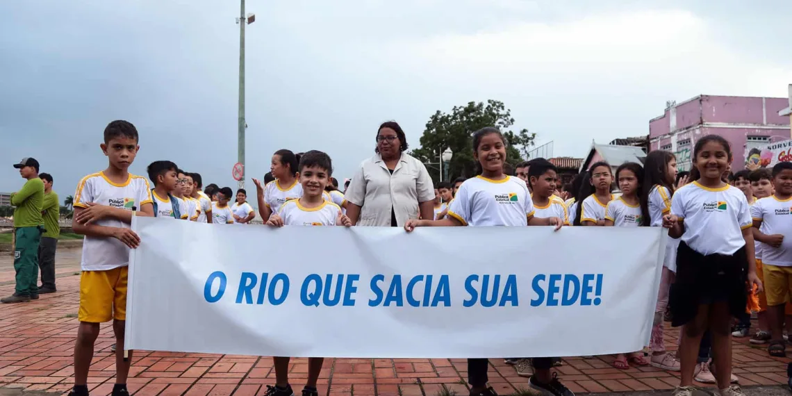 Dia da Água: prefeitura e outras instituições participam de ação educativa