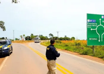 Operação da PRF no Acre reforça o policiamento nas rodovias durante o Carnaval