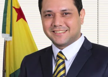 Vereador João Marcos Luz apresenta Projeto de Lei ‘Estacionamento Livre para Veículos da Imprensa’