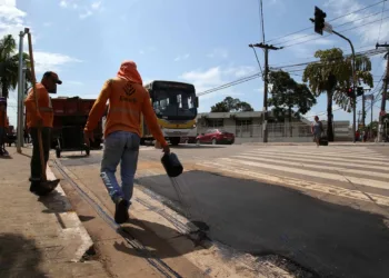 Prefeitura de Rio Branco intensifica serviços de manutenção viária da cidade