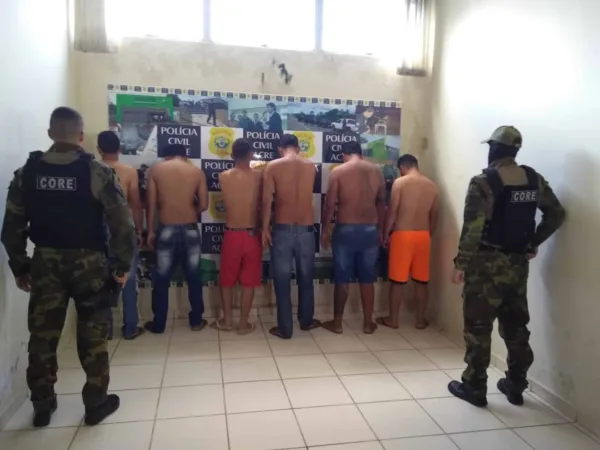 Dos mais de 30 mandados de prisão da #PC27 no Acre, 20 foram cumpridos dentro de presídio
