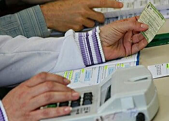 Em decisão inédita no Acre, Justiça Eleitoral vai punir mesários faltosos