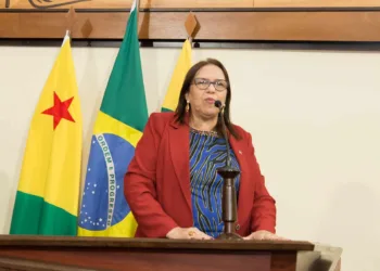 Vítimas de violência doméstica poderão ter prioridade em programas habitacionais