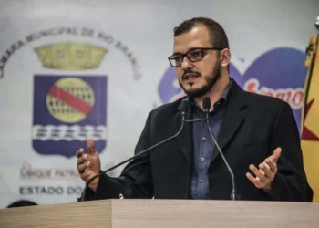 Rodrigo Forneck repudia apologia ao turismo sexual feita por Bolsonaro