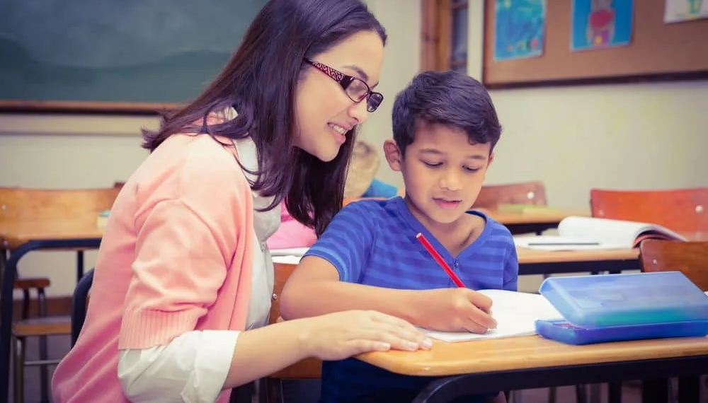 Prefeitura esclarece, em nota, que não excluiu alunos com autismo do Atendimento Educacional Especializado