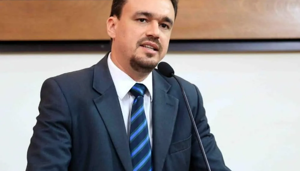 Deputado Daniel Zen (PT/AC) apresenta anteprojeto de lei para regulamentar licença para o servidor estudante