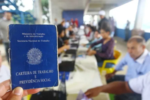 Trabalho informal é alternativa para driblar falta de vagas com carteira assinada