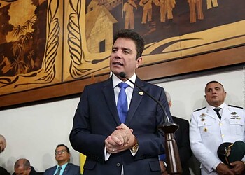 Gladson Cameli diz que novo líder precisa do aval dos deputados da base