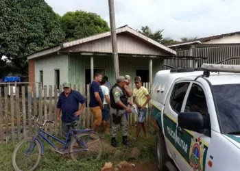 Corpo de homem foi encontrado dentro de casa em Brasileia, neste domingo (12) — Foto Alexandre Lima Arquivo pessoal