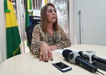 Em Brasília, Guida Aquino apresenta dados e diz que Ufac já trabalha com déficit