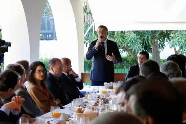 Gladson toma café com Bolsonaro e diz que aprovação da Reforma da Previdência é necessária e urgente
