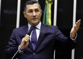 Jesus Sérgio vota favorável a Lei que distribui recursos do pré-sal; Acre receberá R$ 308 milhões 