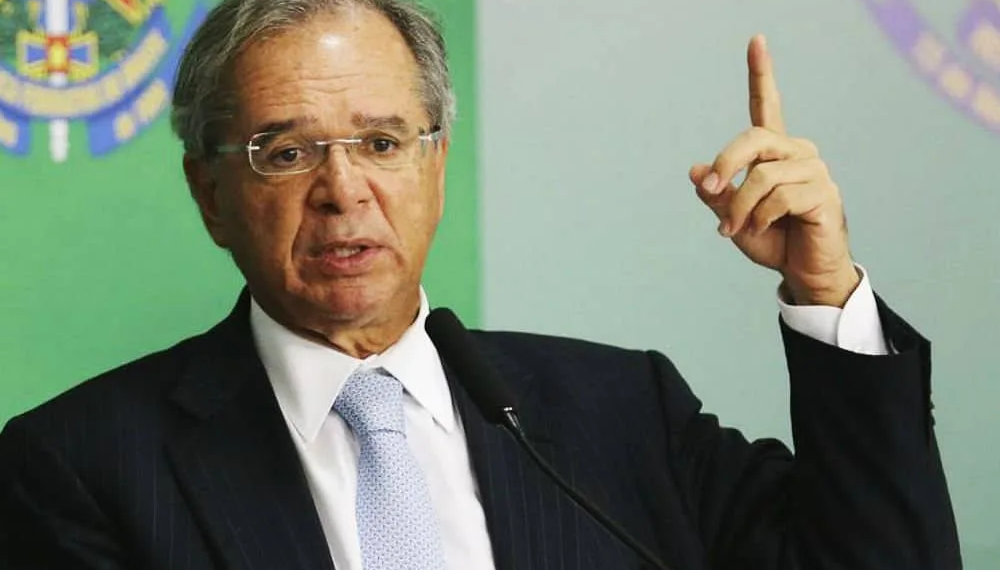 Guedes diz que governo vai manter teto de gastos