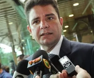 Governador Gladson integra comitiva de Bolsonaro em agenda nos EUA