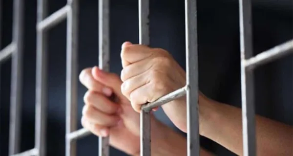 Homem é condenado por agredir avó, mãe e irmã