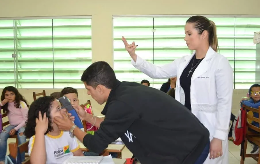 Estado inicia experiência piloto para atendimento oftalmológico nas escolas públicas
