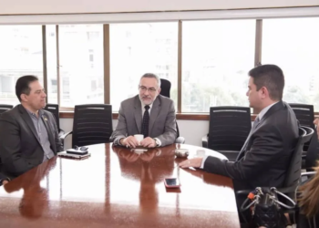 Governador Gladson Cameli é recebido pelo embaixador do Brasil na Colômbia