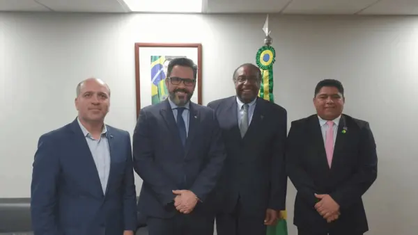 Deputado Alan Rick intercede junto ao presidente do FNDE para liberação de recursos para escola e creches
