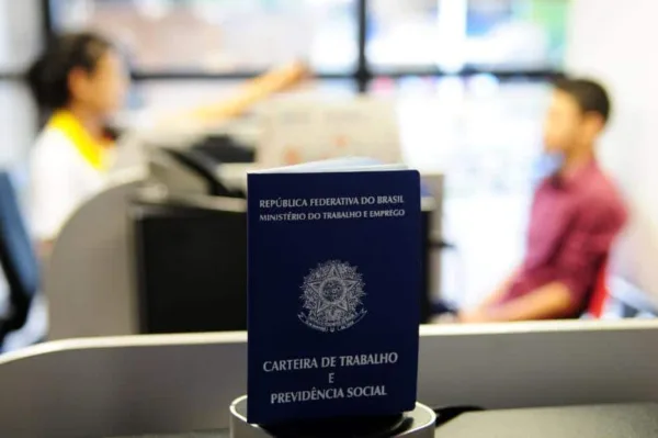 Governo confirma estudo para viabilização de um Plano de Demissão Voluntária