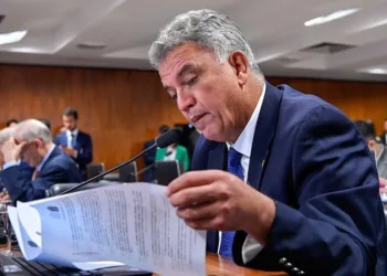 Petecão promove debate em Rio Branco sobre a desburocratização do Licenciamento Ambiental