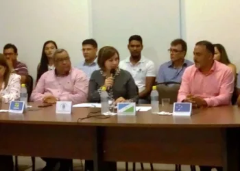 Amac reúne Prefeitos em Cruzeiro do Sul